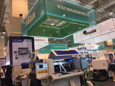 2018年越南木工机械展 红强激光侧孔机引领智造新潮流